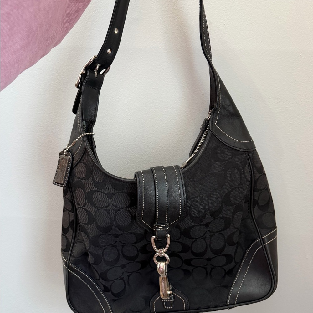 Vintage Coach Hobo Flap Clip Black Signature Bag